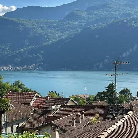 Prázdninový dům Dina's Flower House